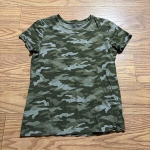 VS PINK Camo Shirt XS